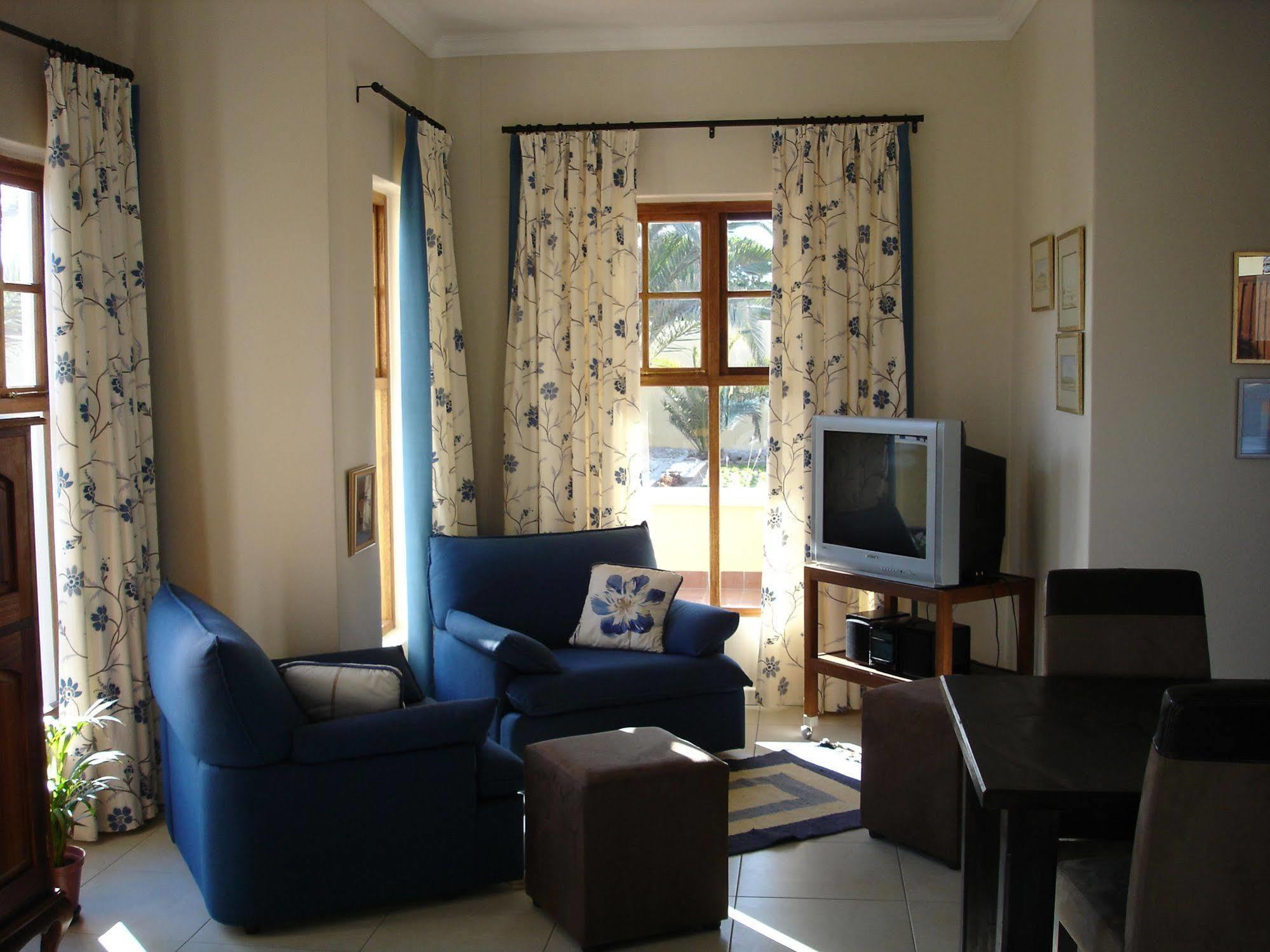 Cornerstone Guesthouse Swakopmund Exterior photo